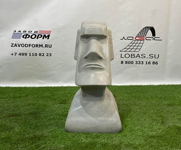 Скульптура «Моаи Гигант»